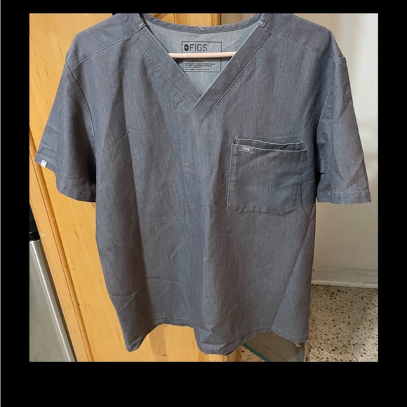 Figs Leon Three-Pocket Scrub Top large - Picture 1 of 5